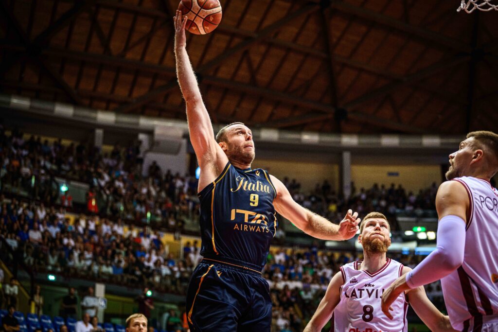 Italia-Lettonia 91-75 (Fontecchio 21). Poz: “Il mio pensiero va a Bonamico”. Azzurri da oggi a Bologna